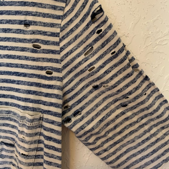 Free people destroyed “tommy” slide slit tee shirt - Picture 7 of 10